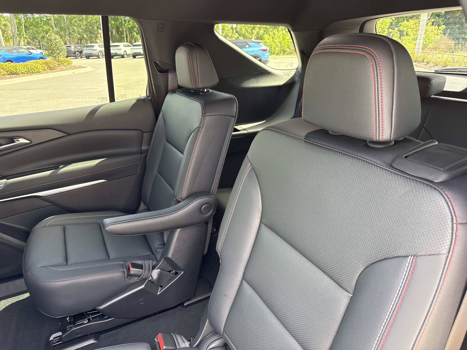 New 2026 Chevrolet Traverse Z71 AWD/4WD image 11