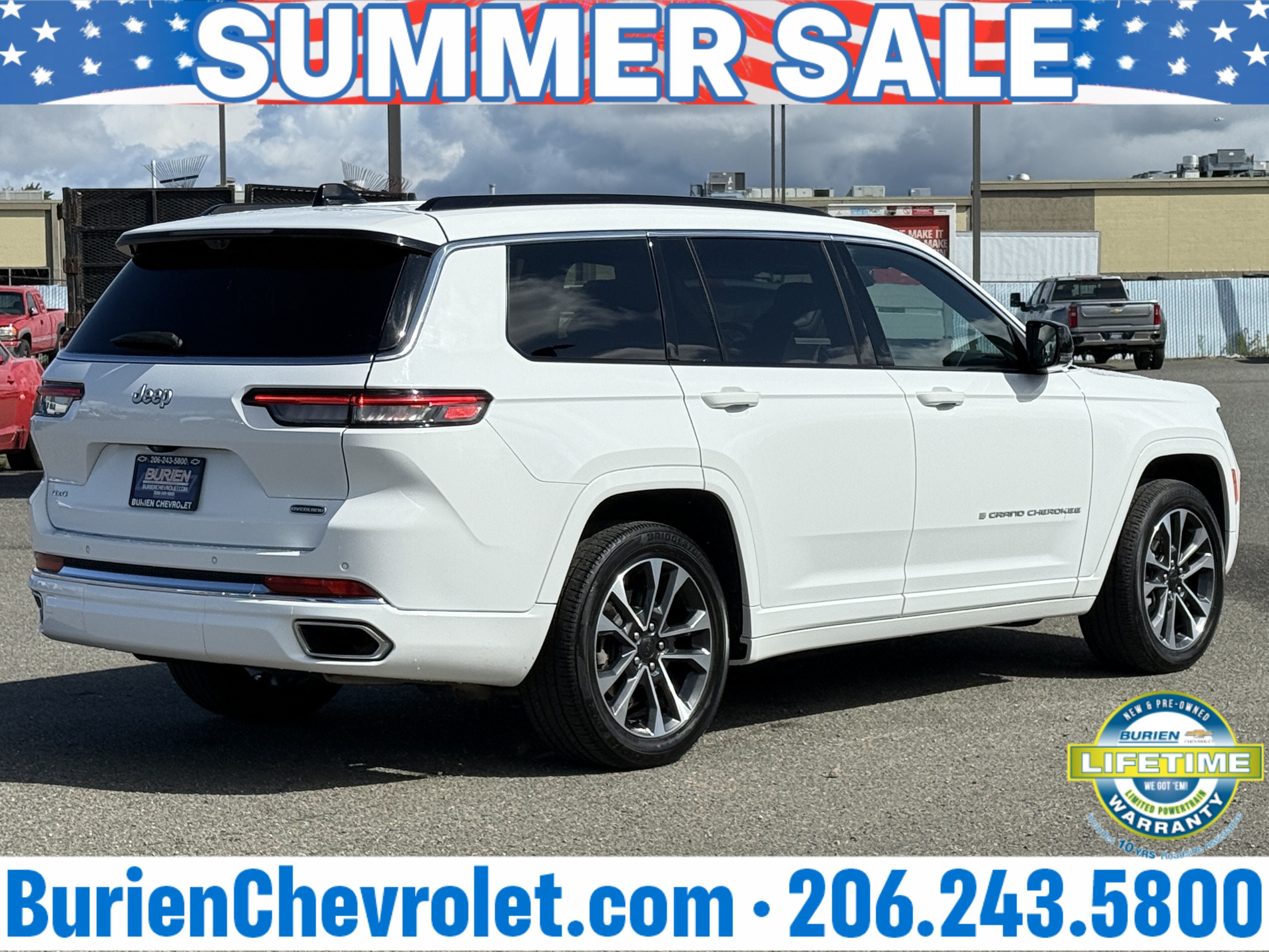 Used 2024 Jeep Grand Cherokee L Overland w/ Advanced Protech Group III AWD/4WD image 5