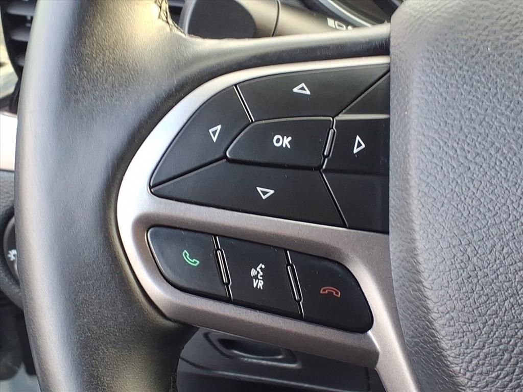 Used 2019 Jeep Cherokee Limited image 12