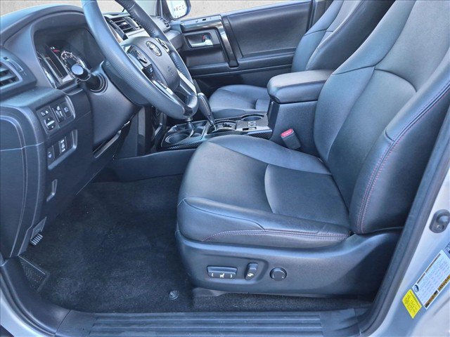 Certified 2021 Toyota 4Runner Venture w/ Moonroof Package AWD/4WD image 17