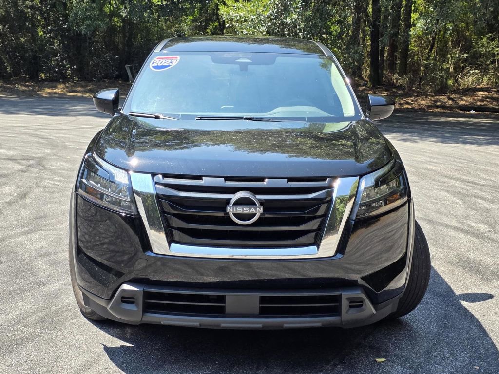 Used 2023 Nissan Pathfinder S w/ Cargo Package image 2