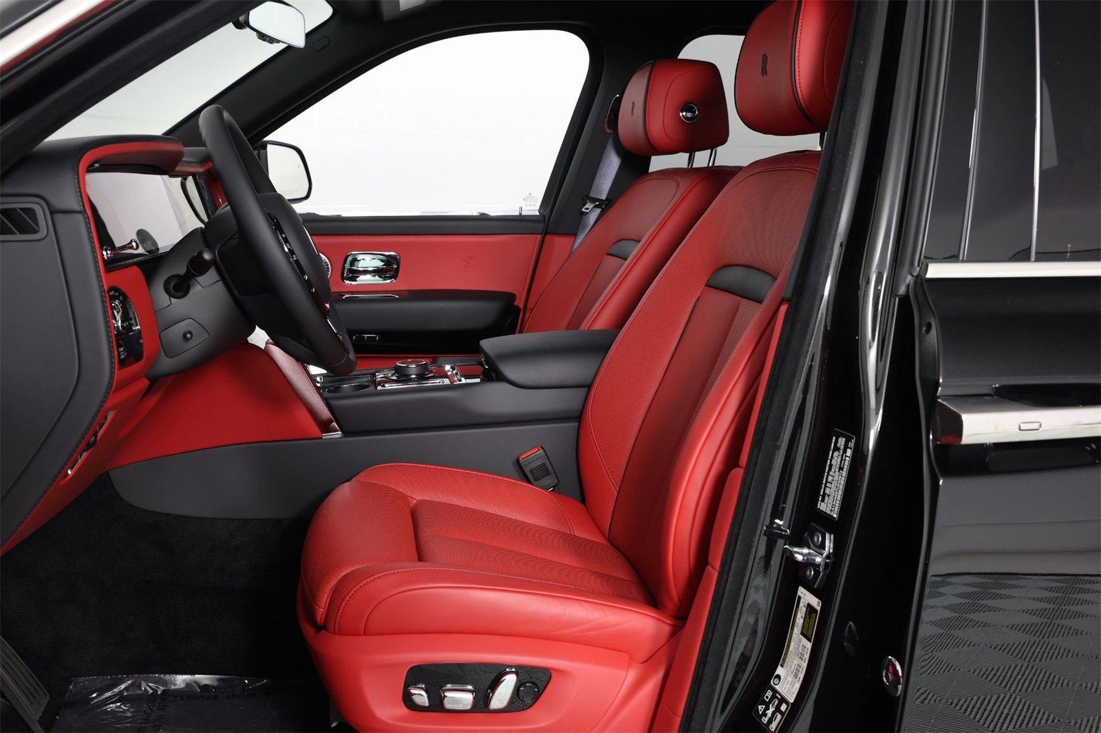 New 2026 Rolls-Royce Cullinan image 5