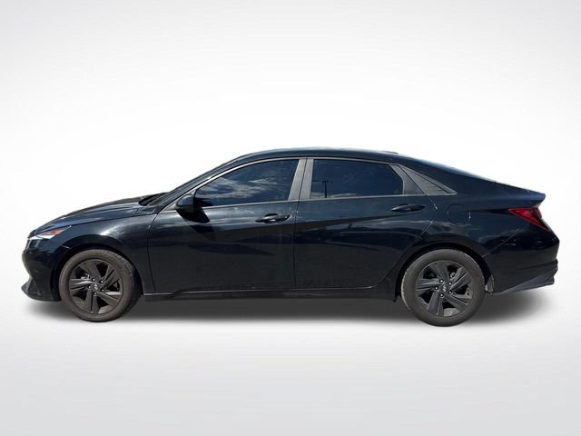 Used 2021 Hyundai Elantra SEL FWD image 2