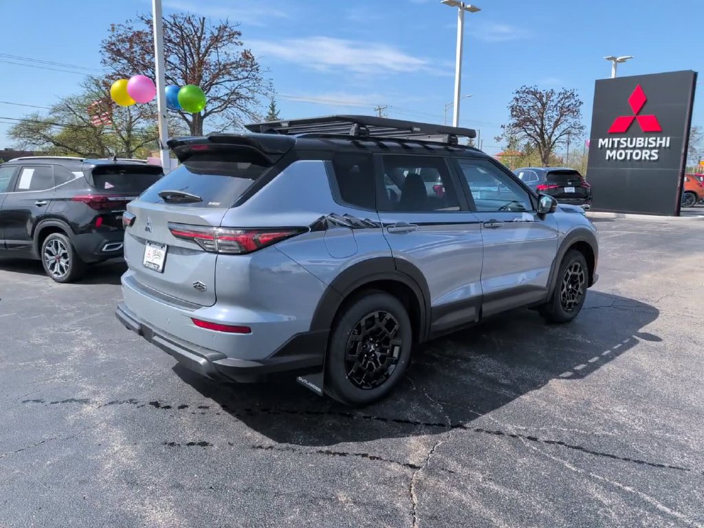New 2026 Mitsubishi Outlander AWD image 6