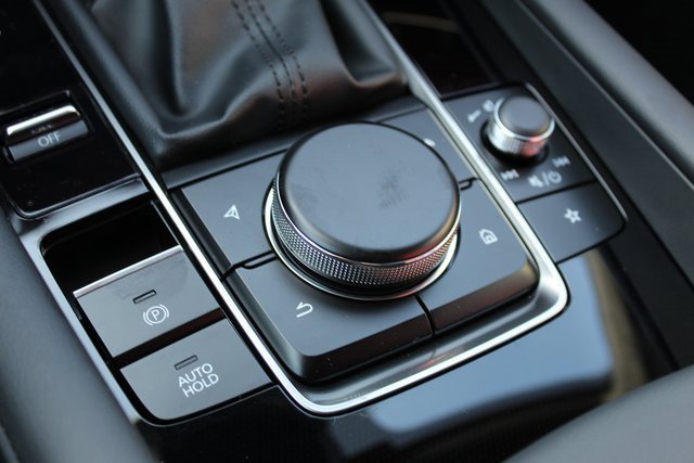 New 2026 MAZDA MAZDA3 Hatchback w/Premium Plus Pkg image 22