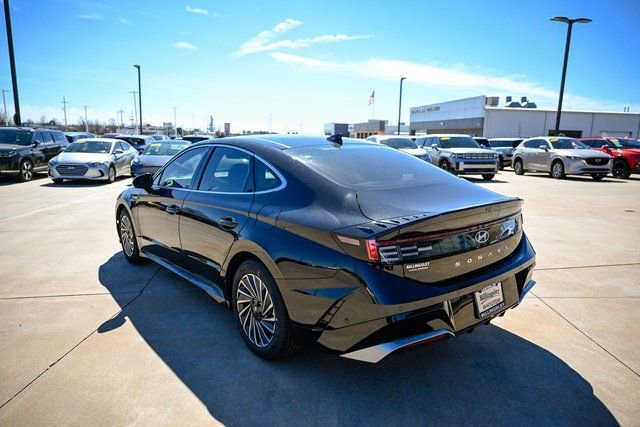 New 2026 Hyundai Sonata Limited image 3