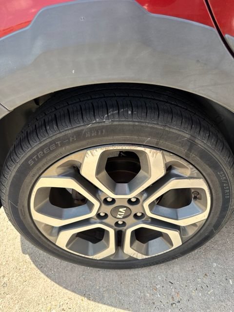 Used 2020 Kia Soul X-Line FWD image 17