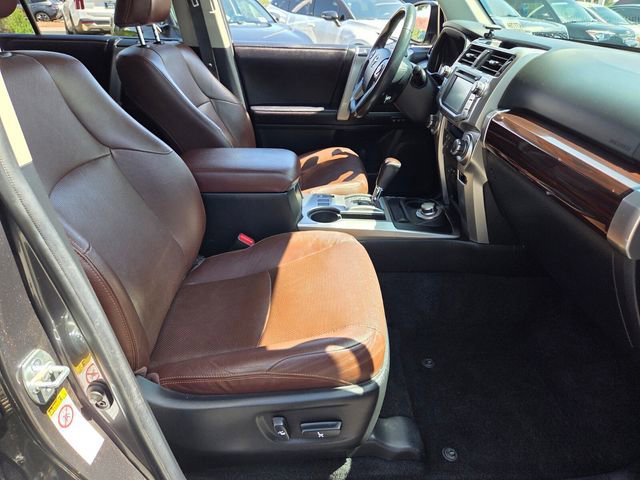 Used 2016 Toyota 4Runner Limited AWD/4WD image 16