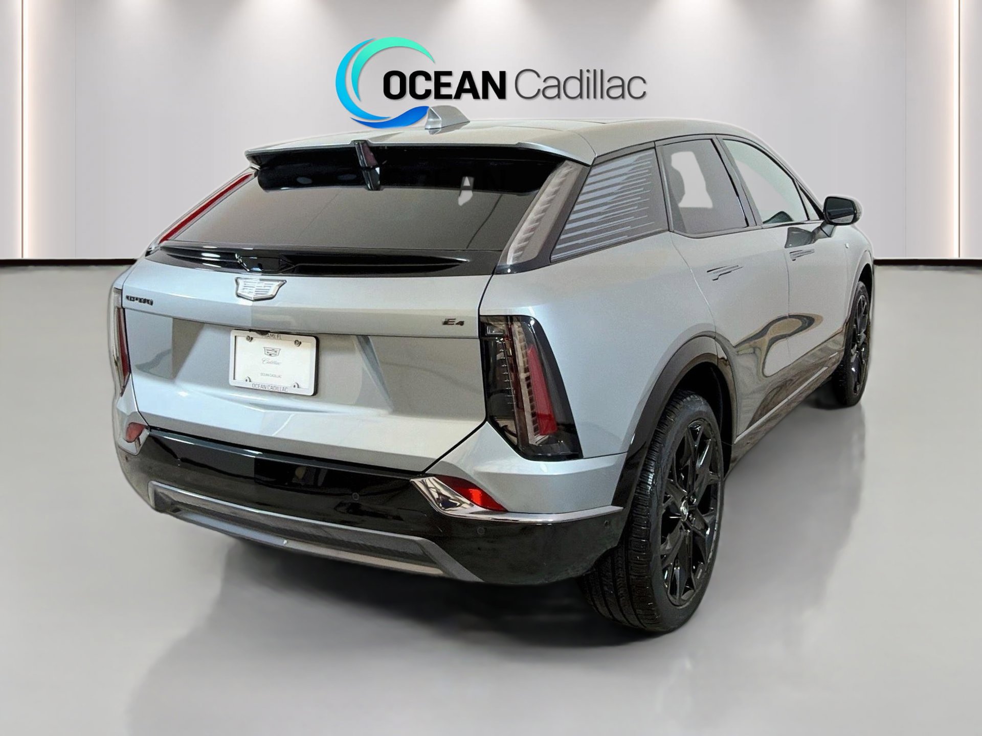 New 2027 Cadillac Optiq Sport w/ LPO, ONYX Package AWD/4WD image 5