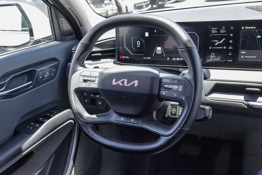 Certified 2024 Kia EV9 Land AWD/4WD image 14