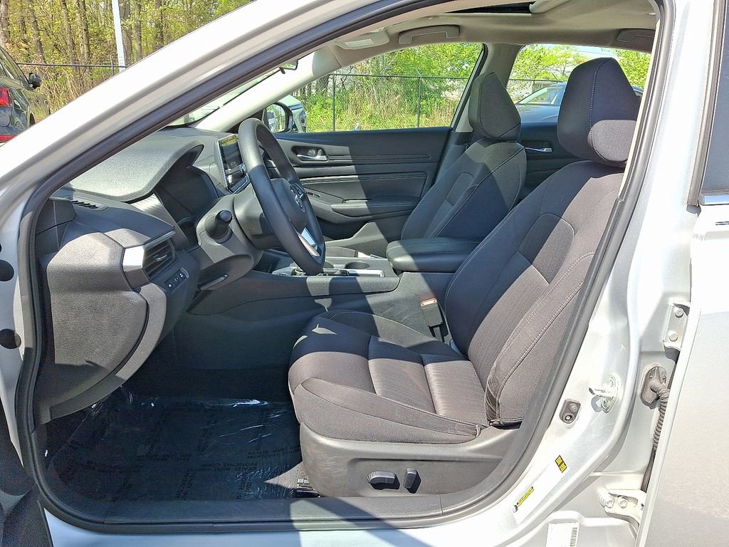 Used 2019 Nissan Altima 2.5 S FWD image 14