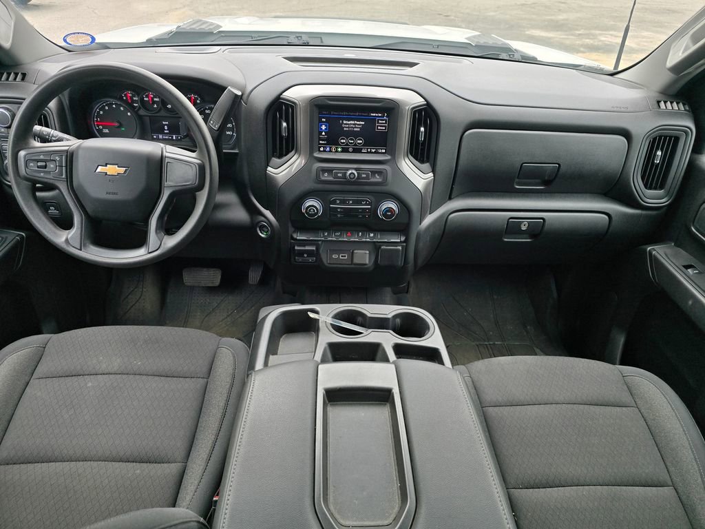 Used 2024 Chevrolet Silverado 2500 Custom w/ Custom Convenience Package image 5