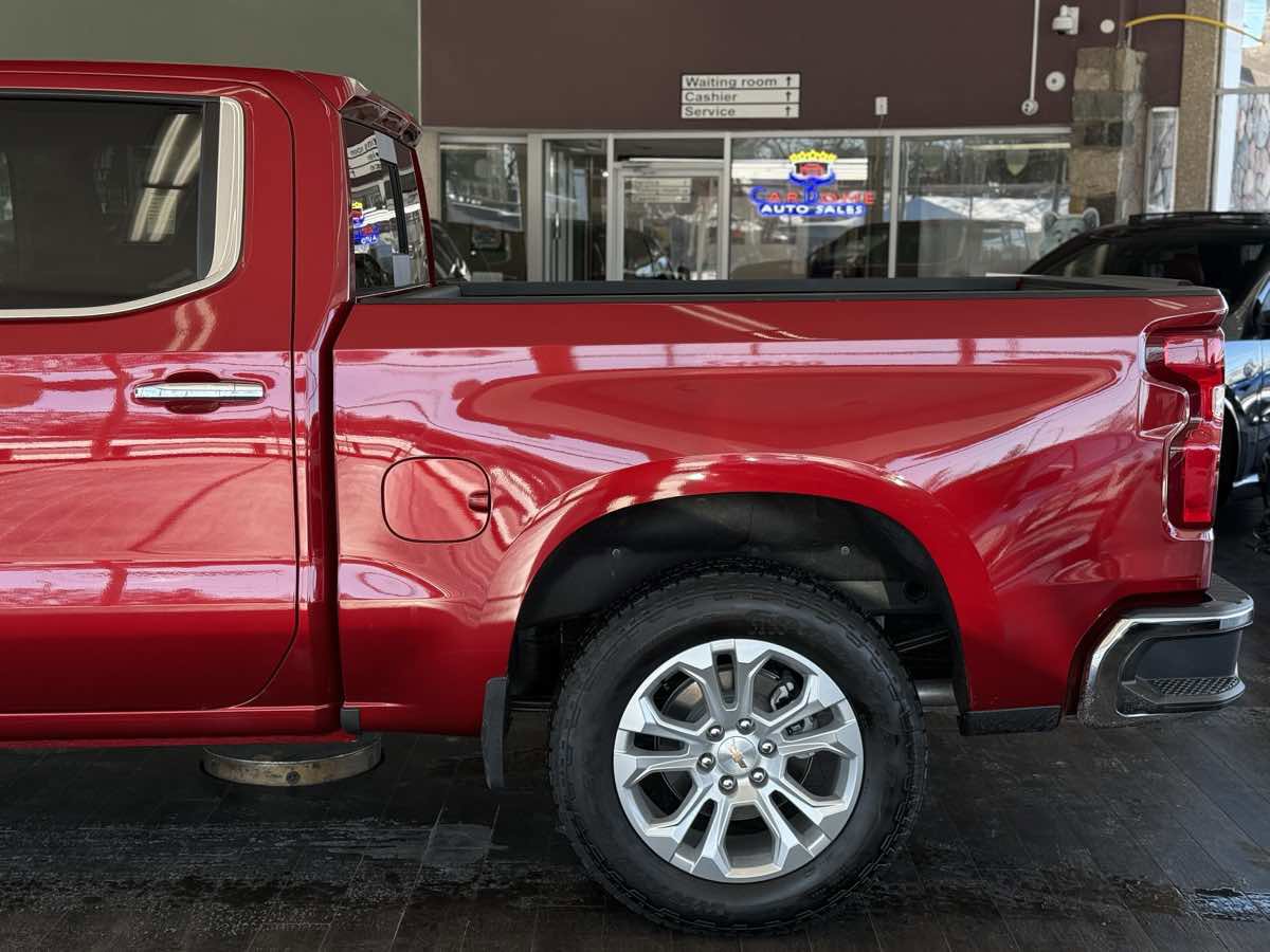 Used 2025 Chevrolet Silverado 1500 LTZ image 10