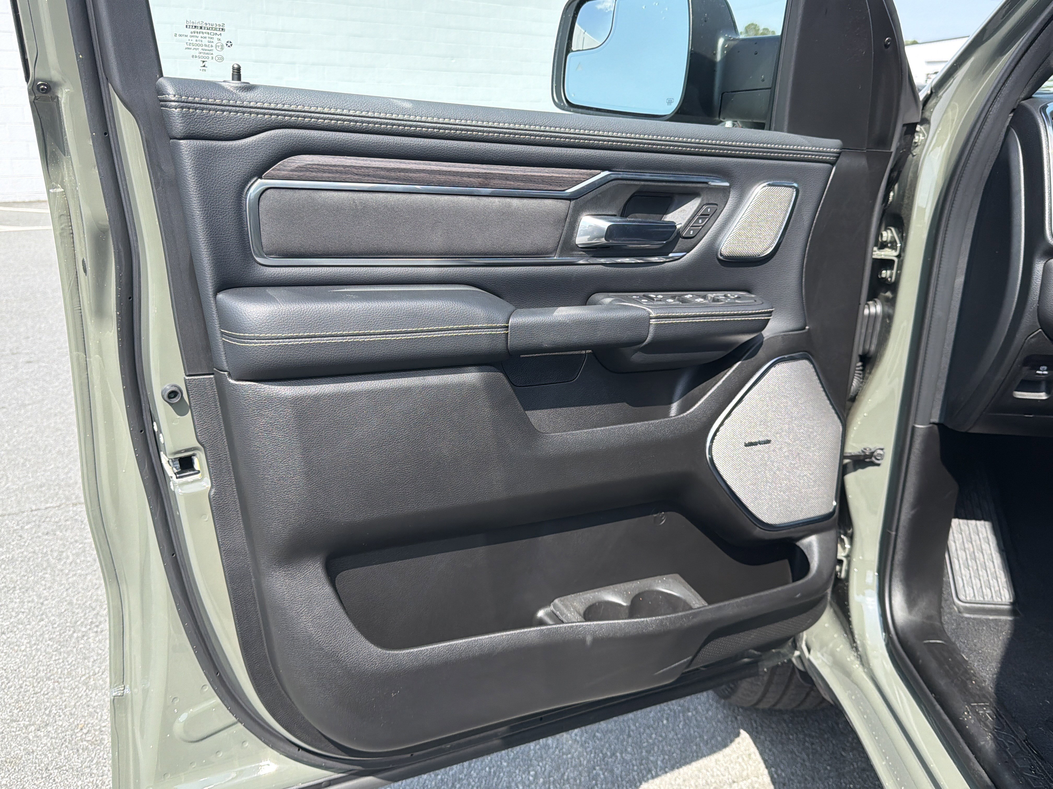 New 2026 RAM 1500 Laramie w/ Night Edition image 12