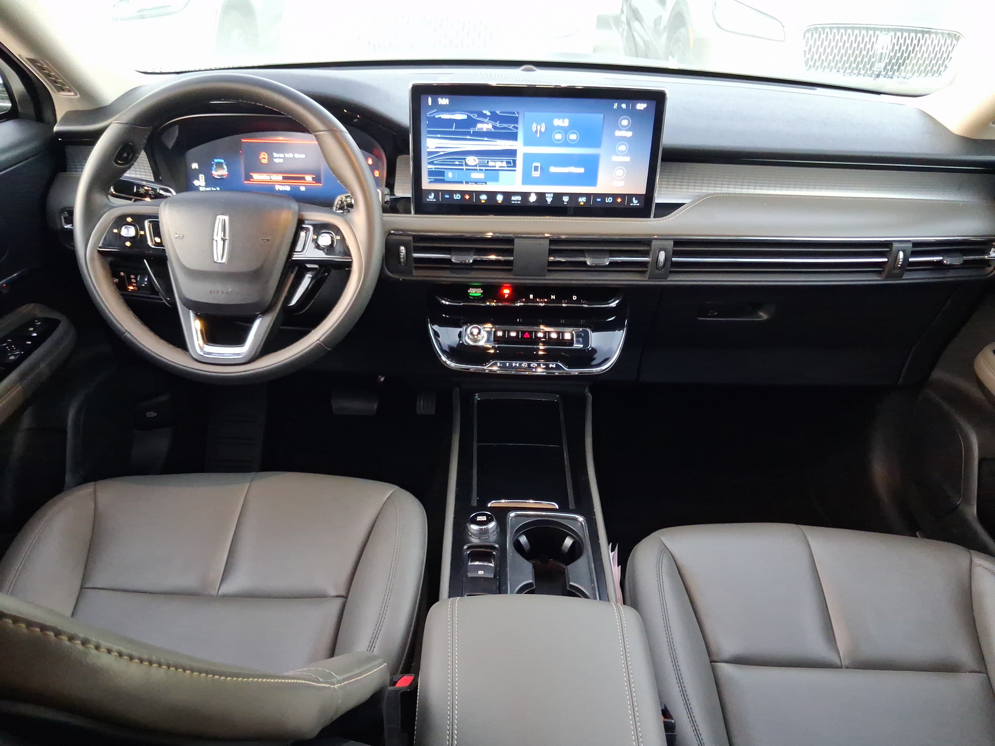 Certified 2024 Lincoln Corsair FWD image 7