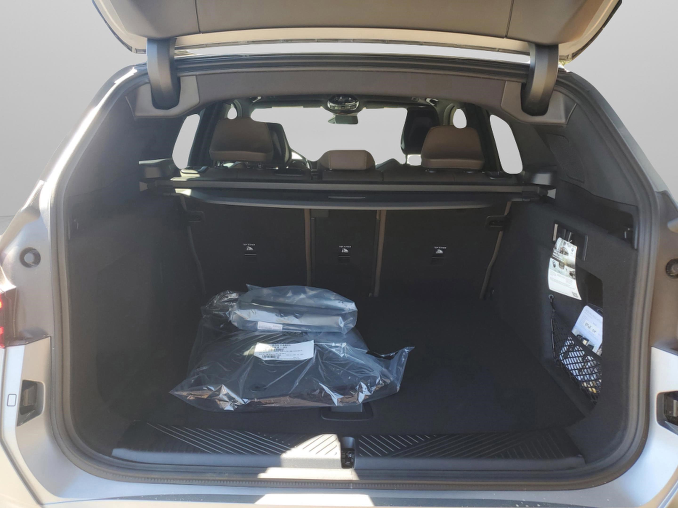 Used 2025 BMW X3 xDrive30i w/ Premium Package image 7