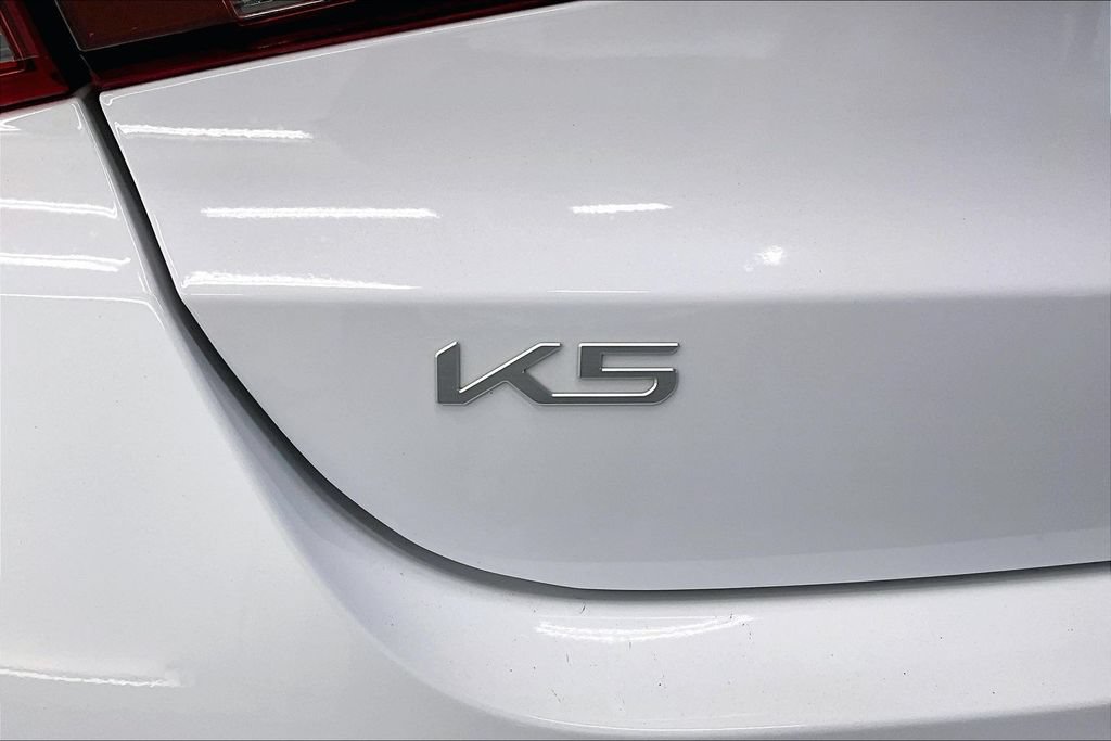 Used 2023 Kia K5 LXS FWD image 30