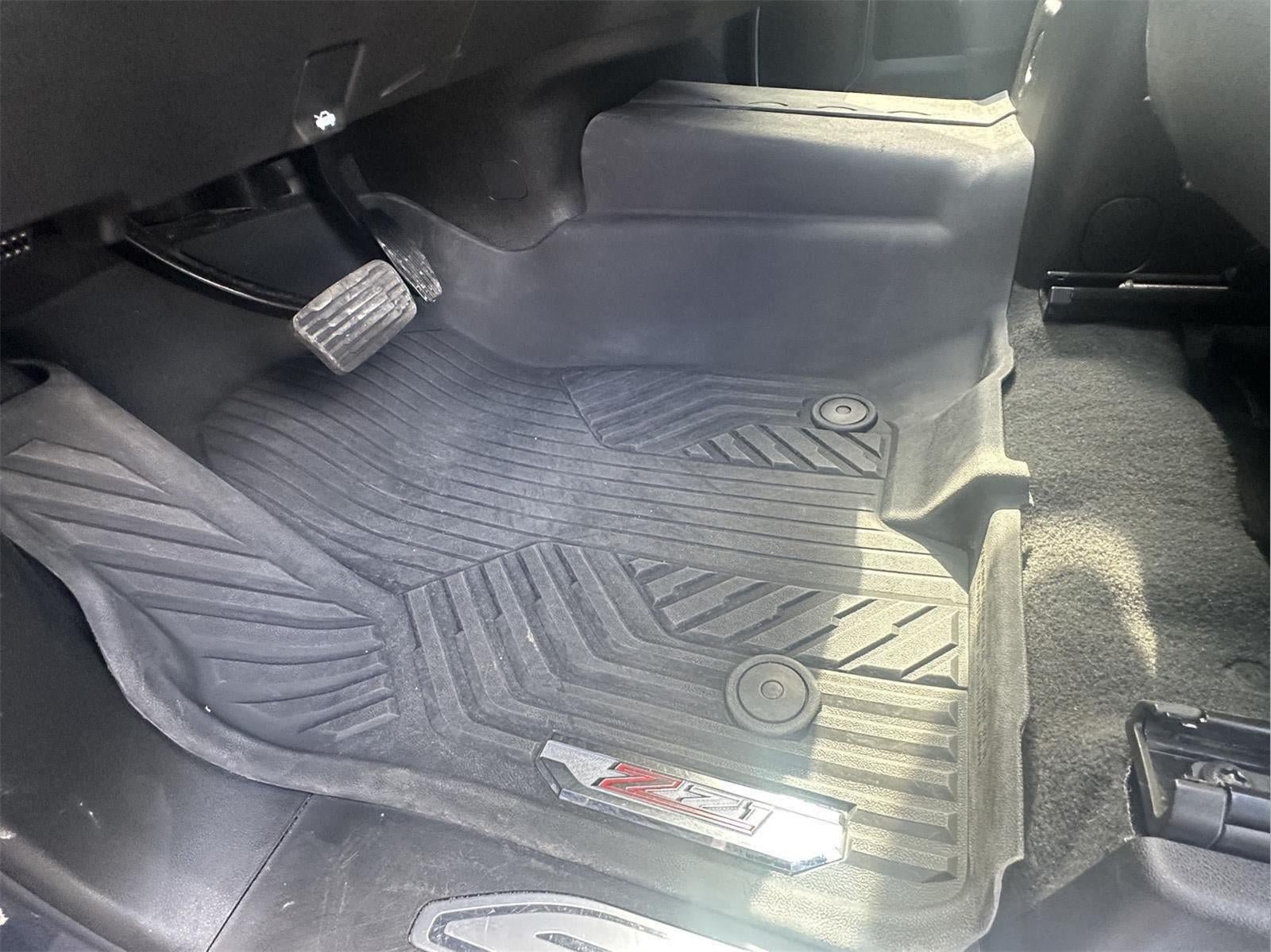 Used 2024 Chevrolet Silverado 1500 LT AWD/4WD image 13