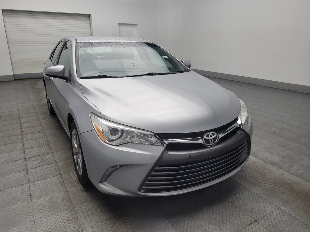 Used 2017 Toyota Camry XLE FWD image 13