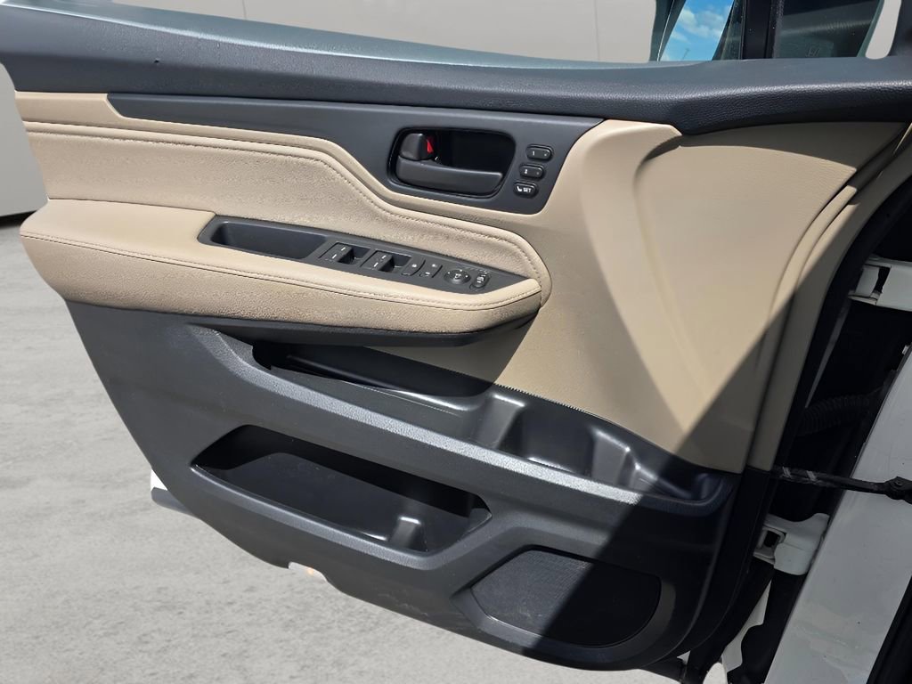 Used 2019 Honda Odyssey Touring image 15