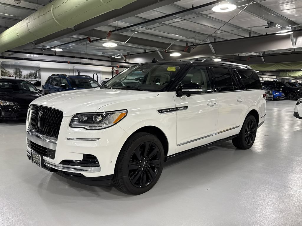 Used 2024 Lincoln Navigator L Black Label AWD/4WD image 5