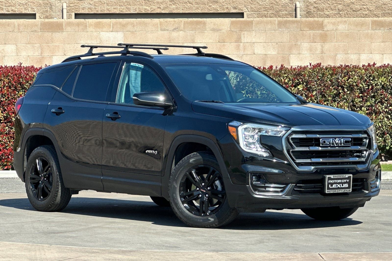 Used 2024 GMC Terrain AT4 w/ Infotainment Package II image 2