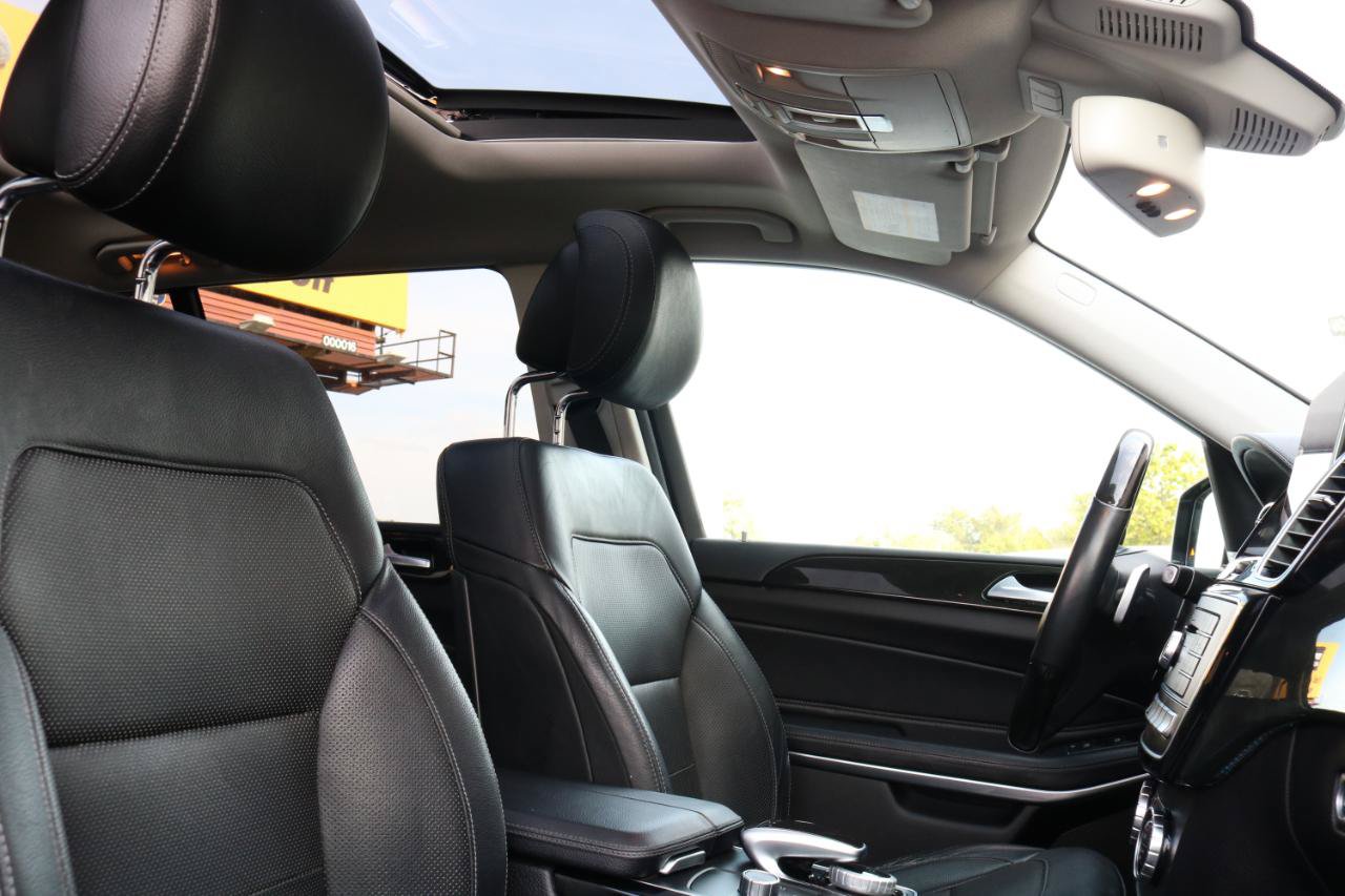 Used 2018 Mercedes-Benz GLS 550 4MATIC image 65