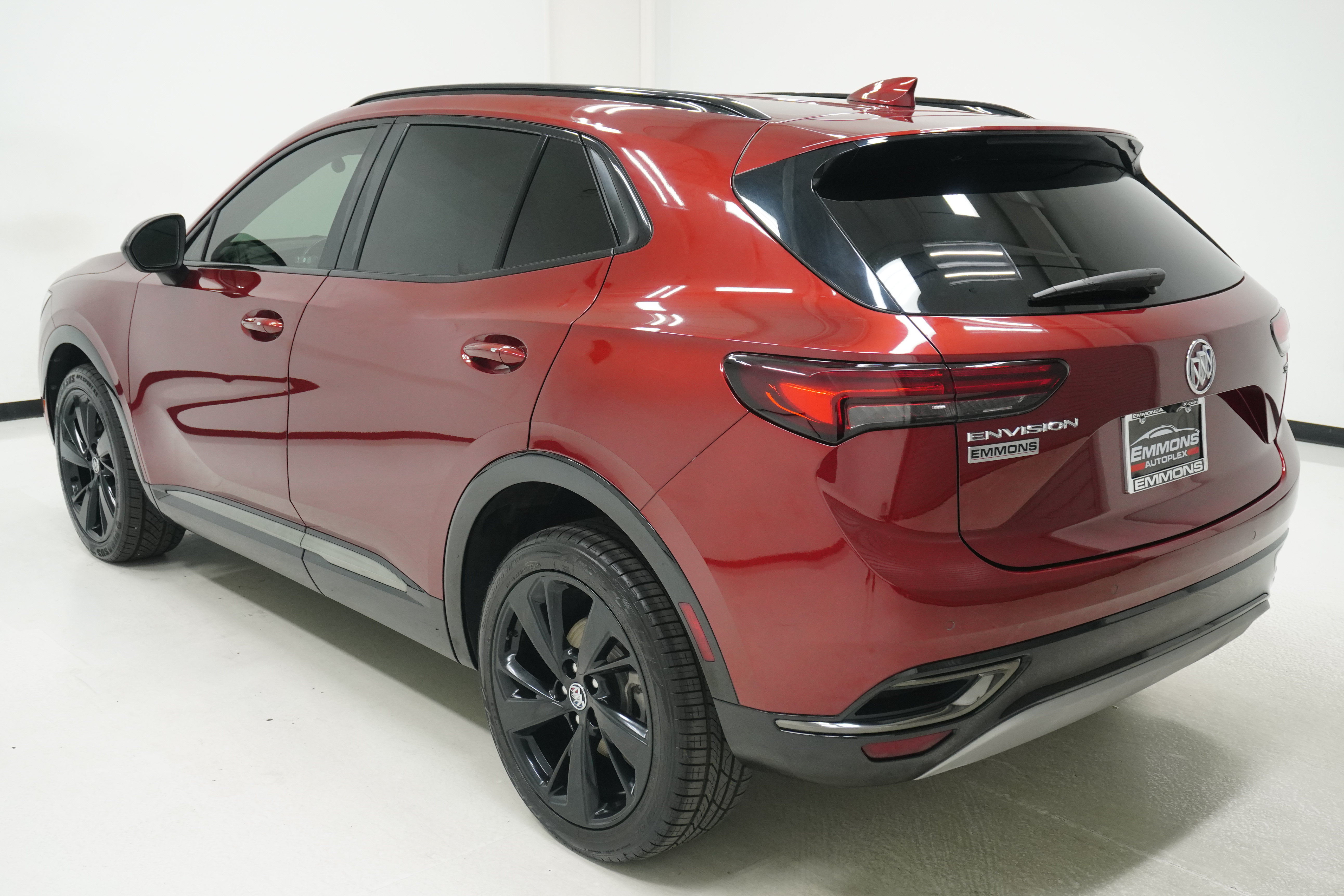 Used 2022 Buick Envision Essence w/ Sport Touring Package FWD image 6