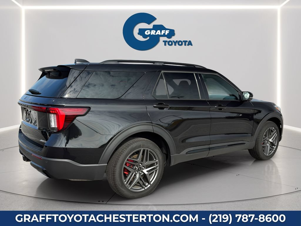 Used 2026 Ford Explorer ST-Line w/ ST-Line Street Pack AWD/4WD image 6