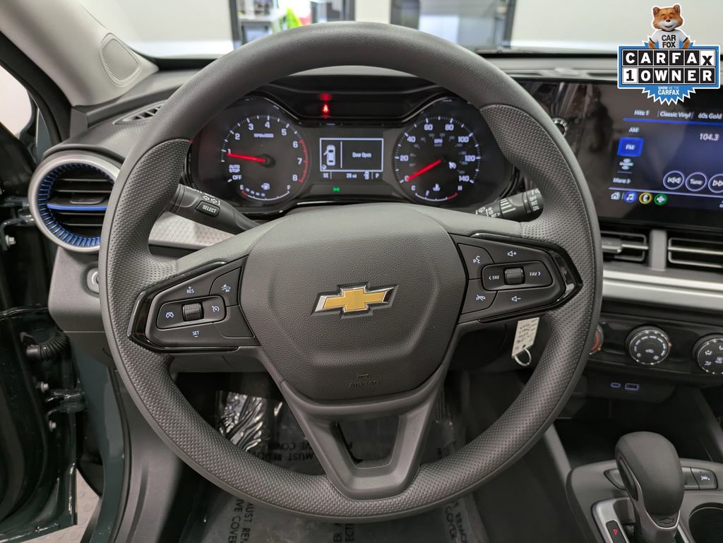 Used 2026 Chevrolet Trax LS FWD image 21