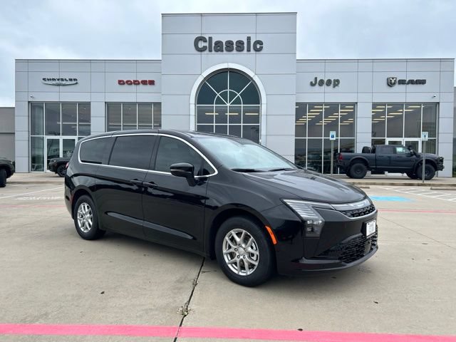 New 2027 Chrysler Pacifica Select FWD image 1