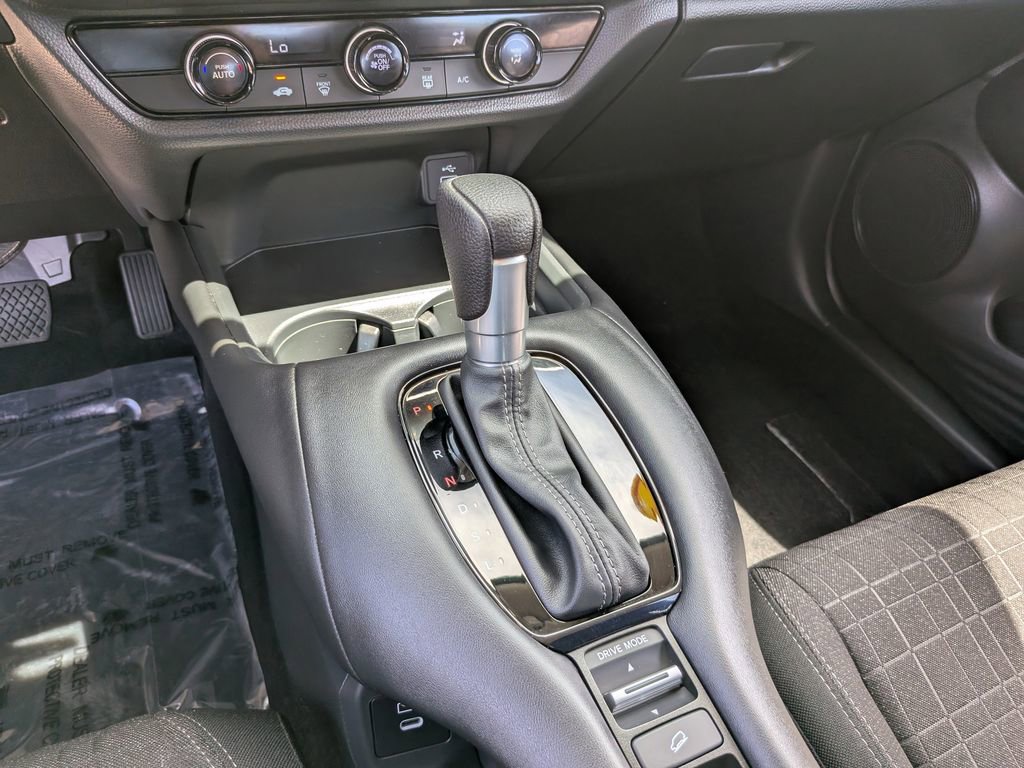 Used 2025 Honda HR-V LX image 25