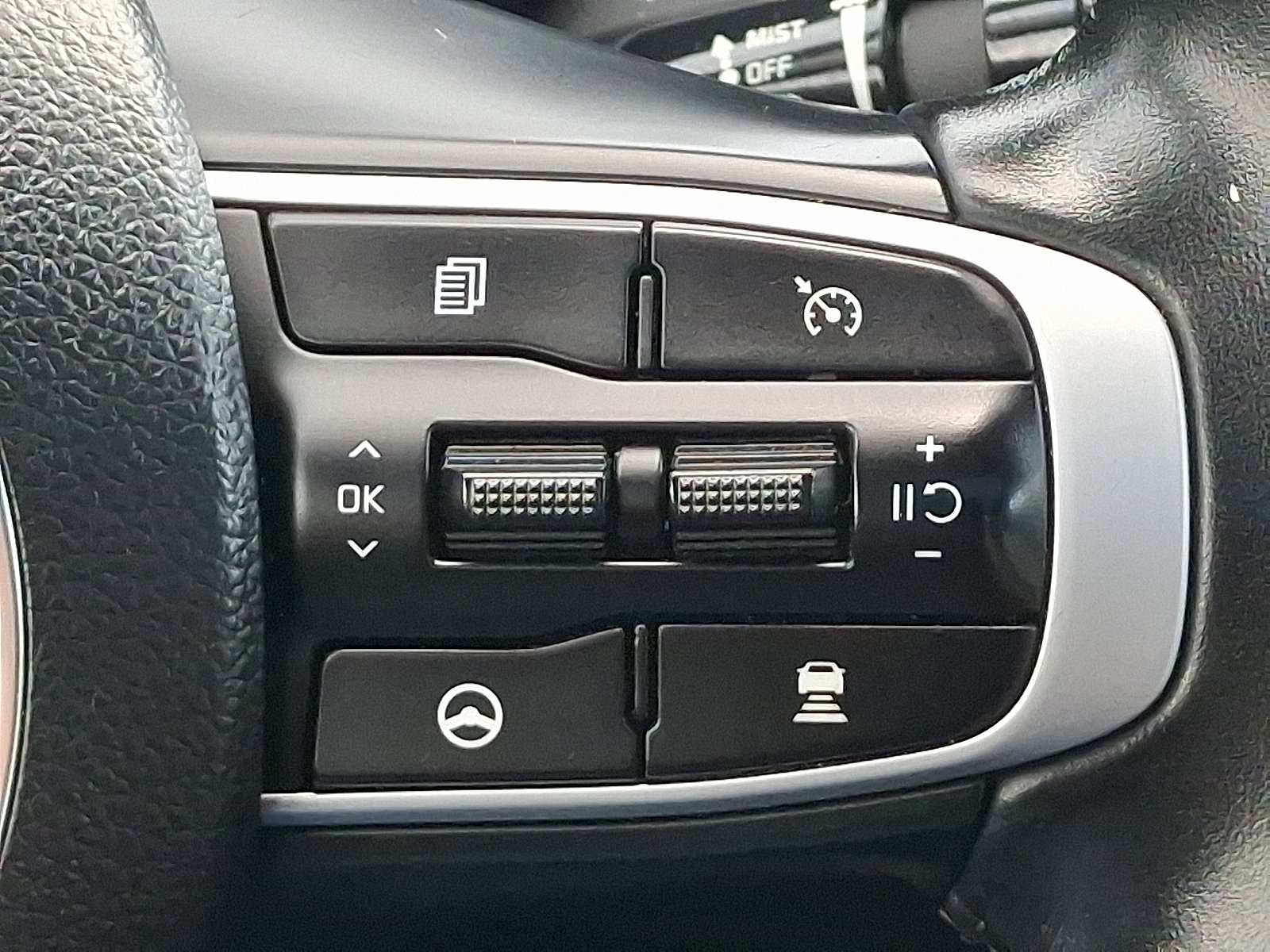 Used 2023 Kia K5 EX w/ EX Premium Package FWD image 23