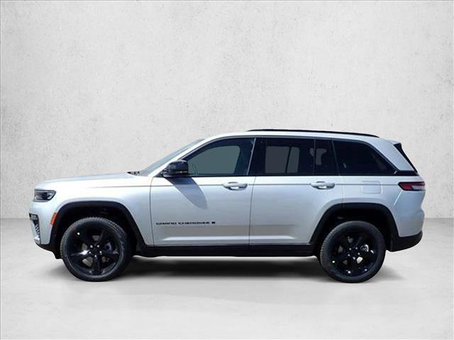 New 2026 Jeep Grand Cherokee Limited w/ Limited Altitude Package AWD/4WD image 2