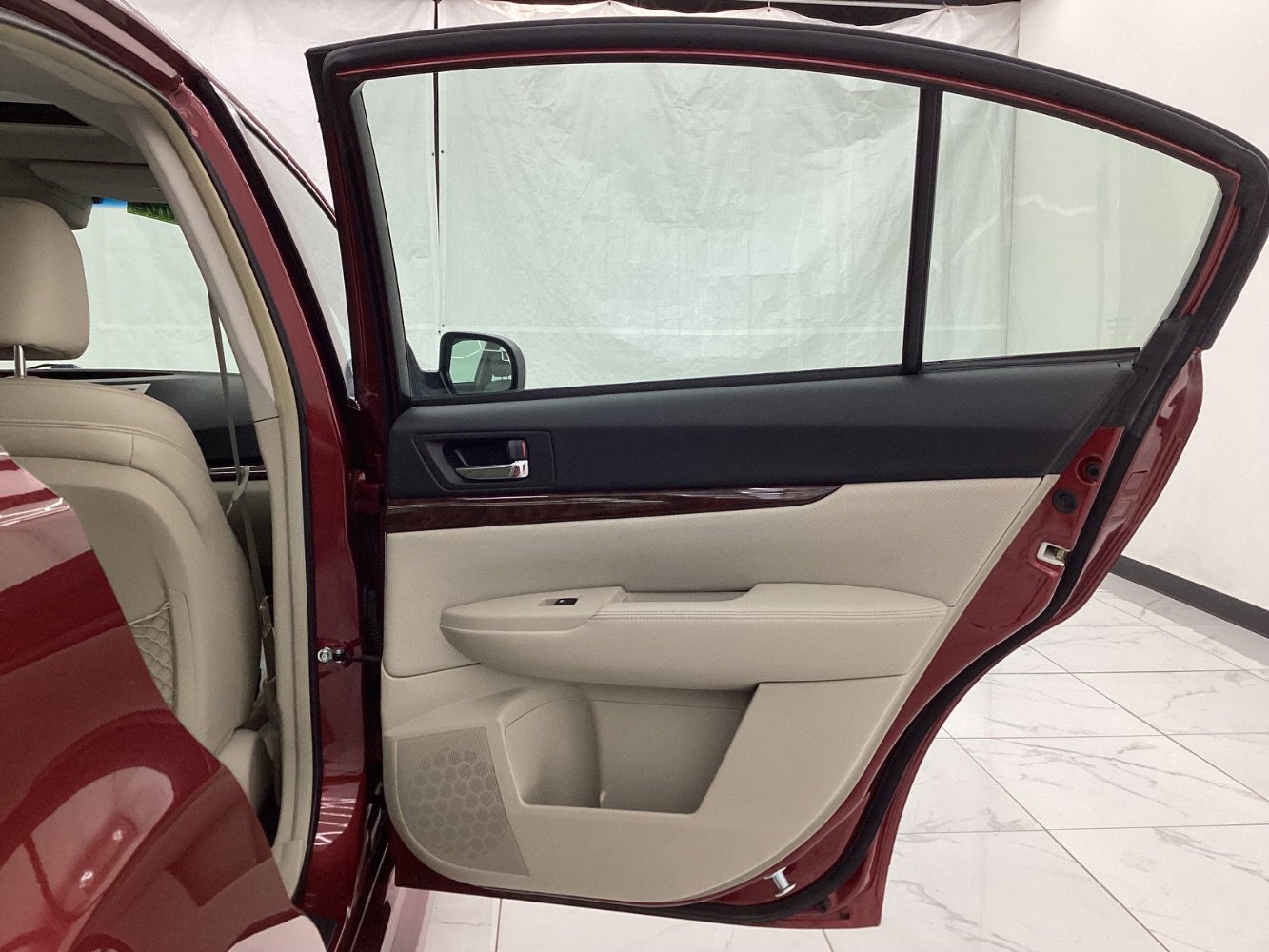 Used 2013 Subaru Legacy 3.6R Limited image 25