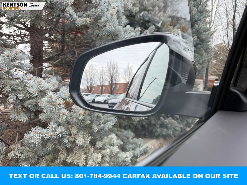 Used 2025 Toyota bZ4X FWD image 23