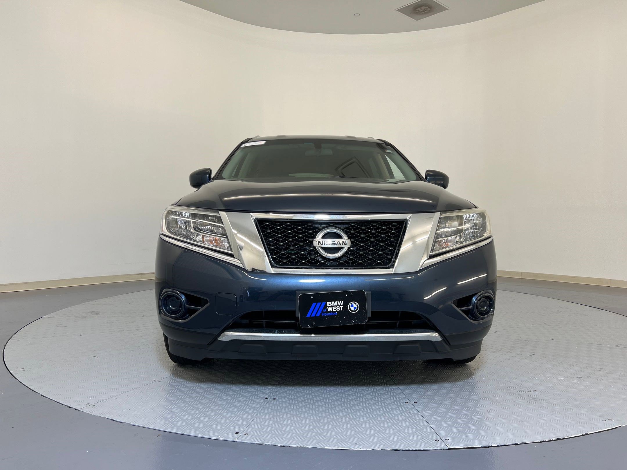 Used 2013 Nissan Pathfinder SV image 5
