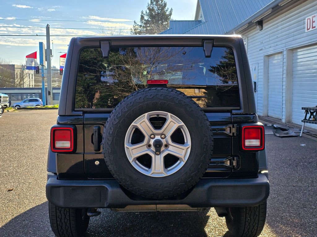 Used 2018 Jeep Wrangler Sport S image 4