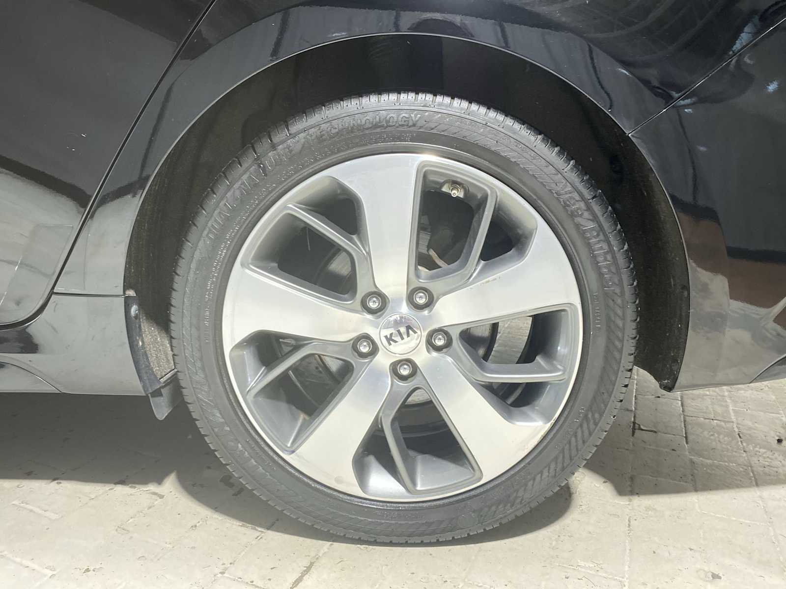 Used 2019 Kia Optima S image 8