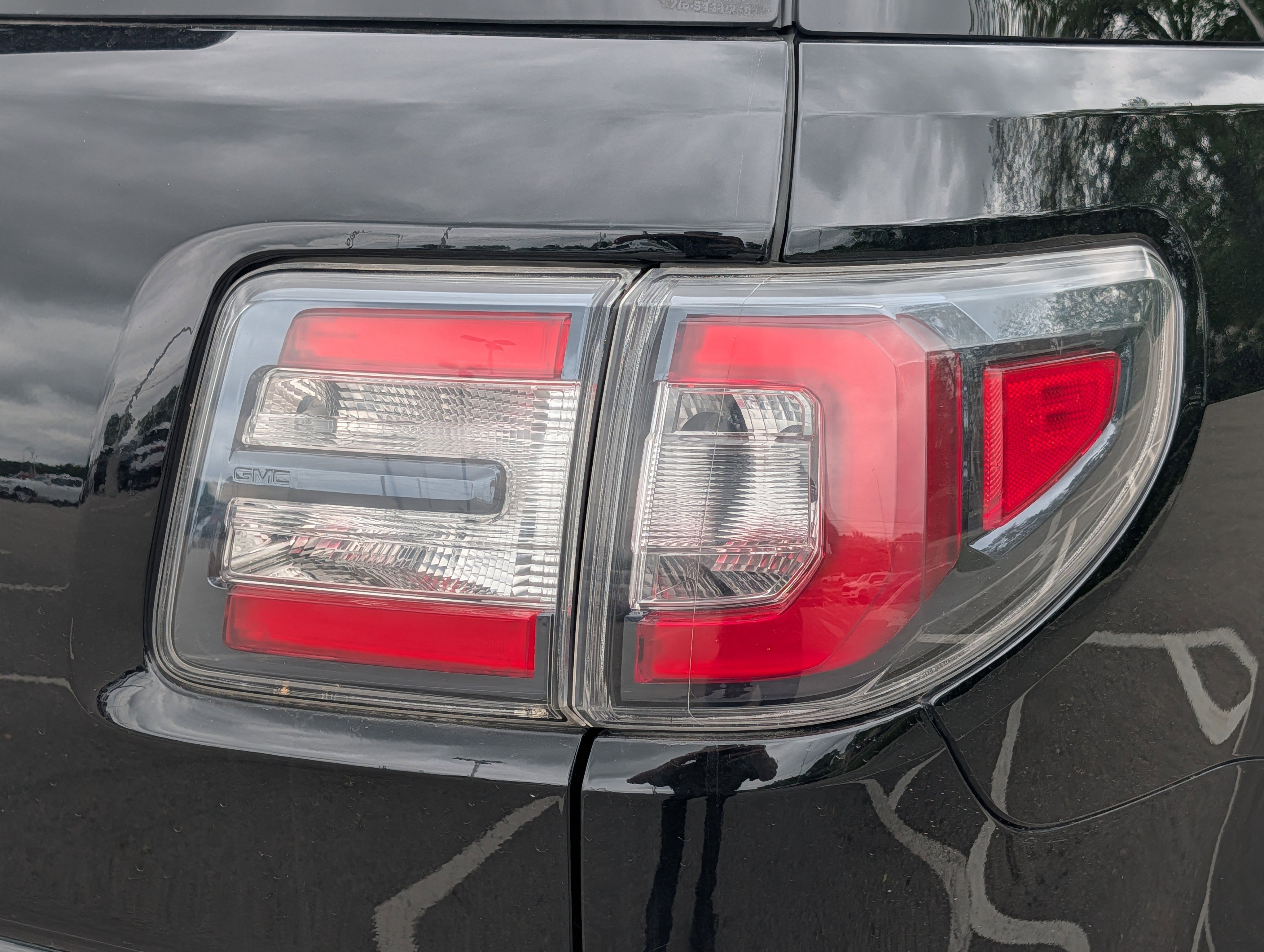 Used 2017 GMC Acadia Limited SLT AWD/4WD image 17