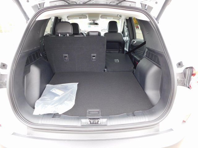 New 2026 Ford Escape SE image 24