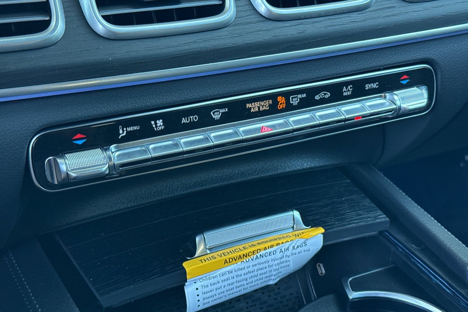 New 2026 Mercedes-Benz GLE 580 4MATIC image 17