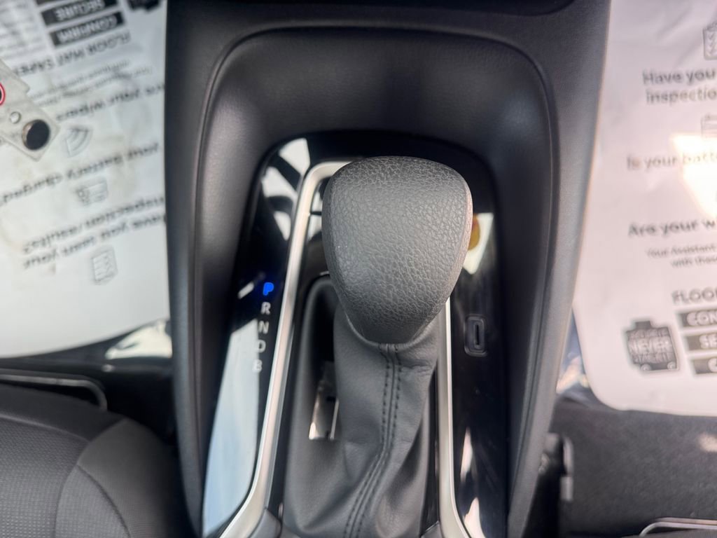Used 2024 Toyota Corolla LE FWD image 20