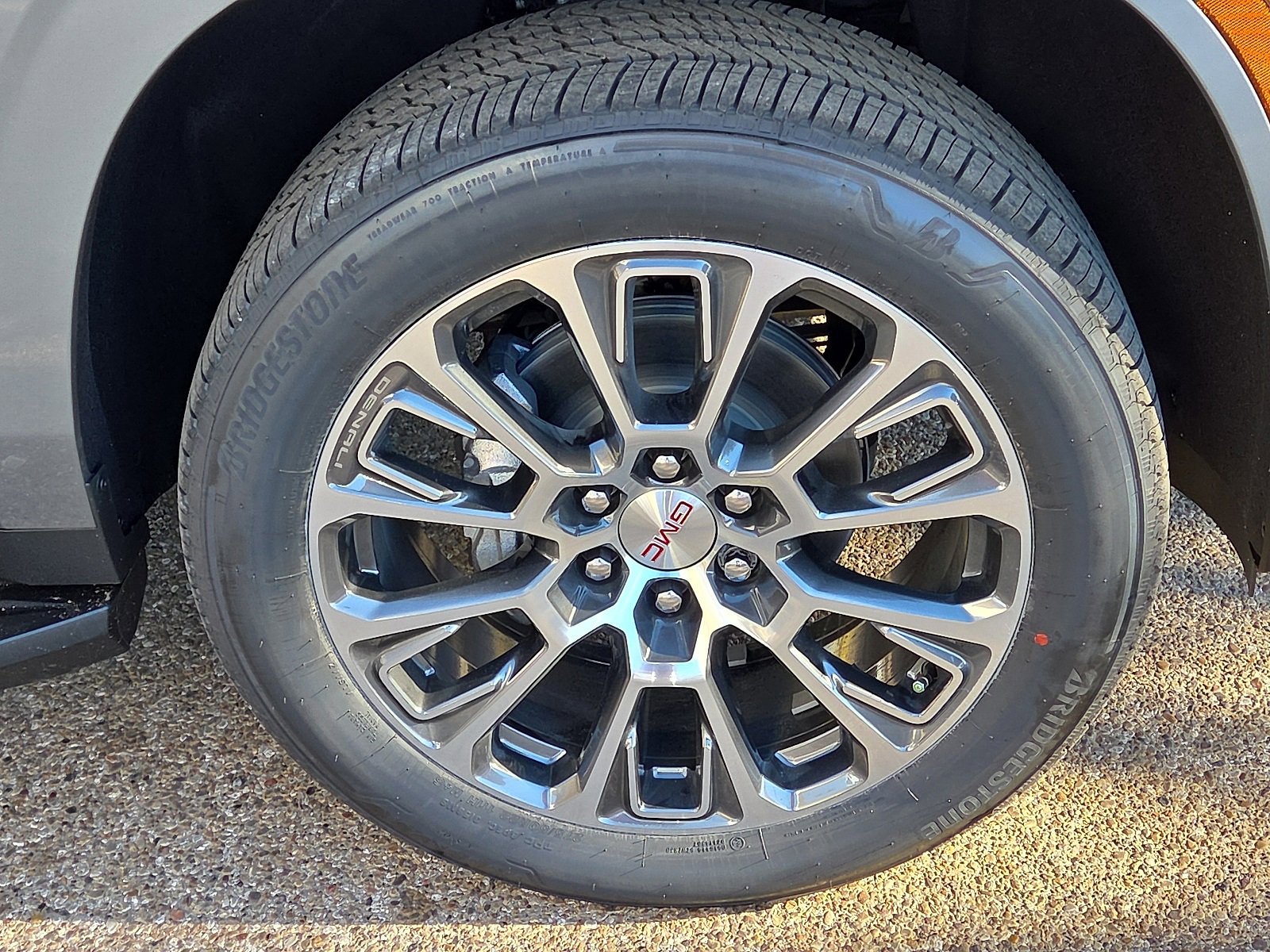 New 2026 GMC Yukon XL Denali image 6