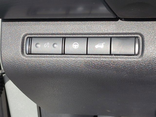 Certified 2025 Nissan Pathfinder SL image 17