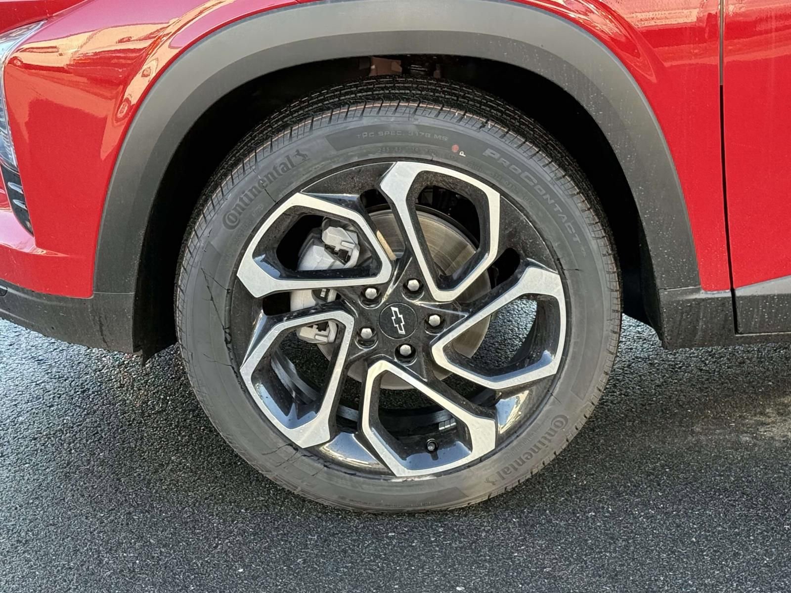 New 2026 Chevrolet Trax RS w/ Driver Confidence Package FWD image 7