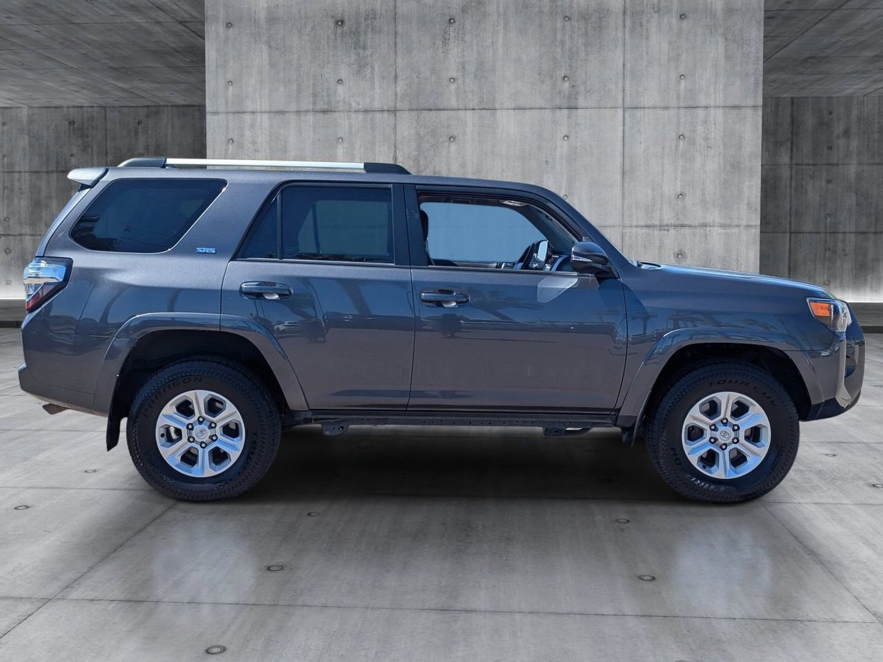 Used 2023 Toyota 4Runner SR5 Premium image 6
