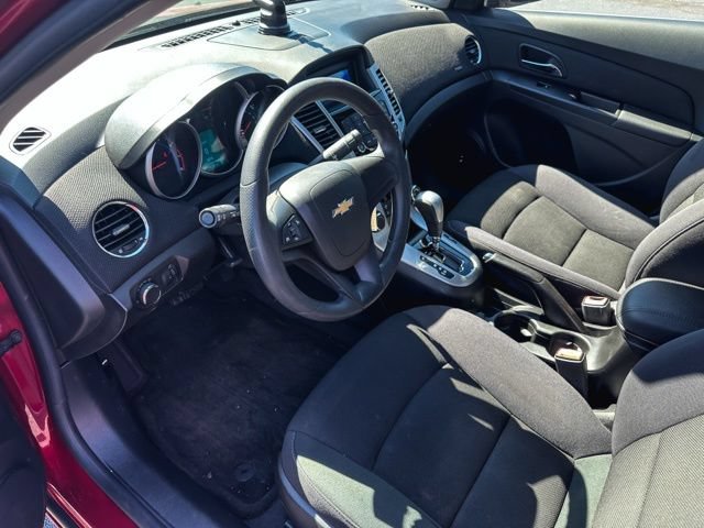Used 2012 Chevrolet Cruze LT FWD image 12