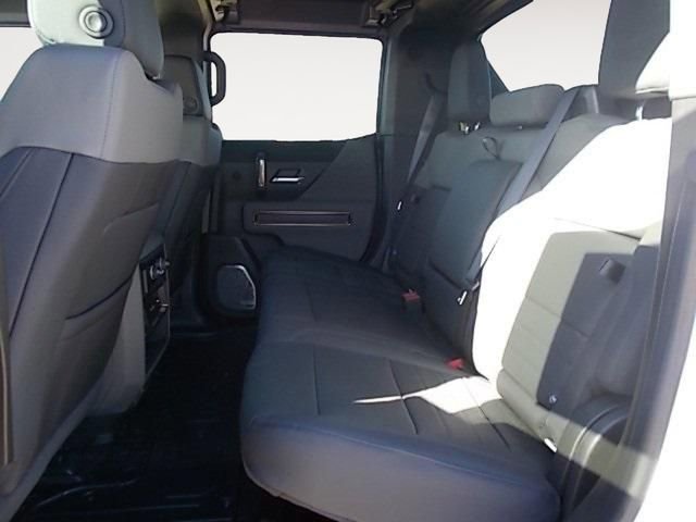 New 2025 GMC Hummer EV 2X w/ Extreme Off-Road Package image 12