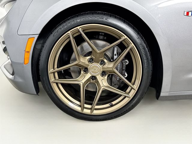 Used 2020 Chevrolet Camaro SS RWD image 32